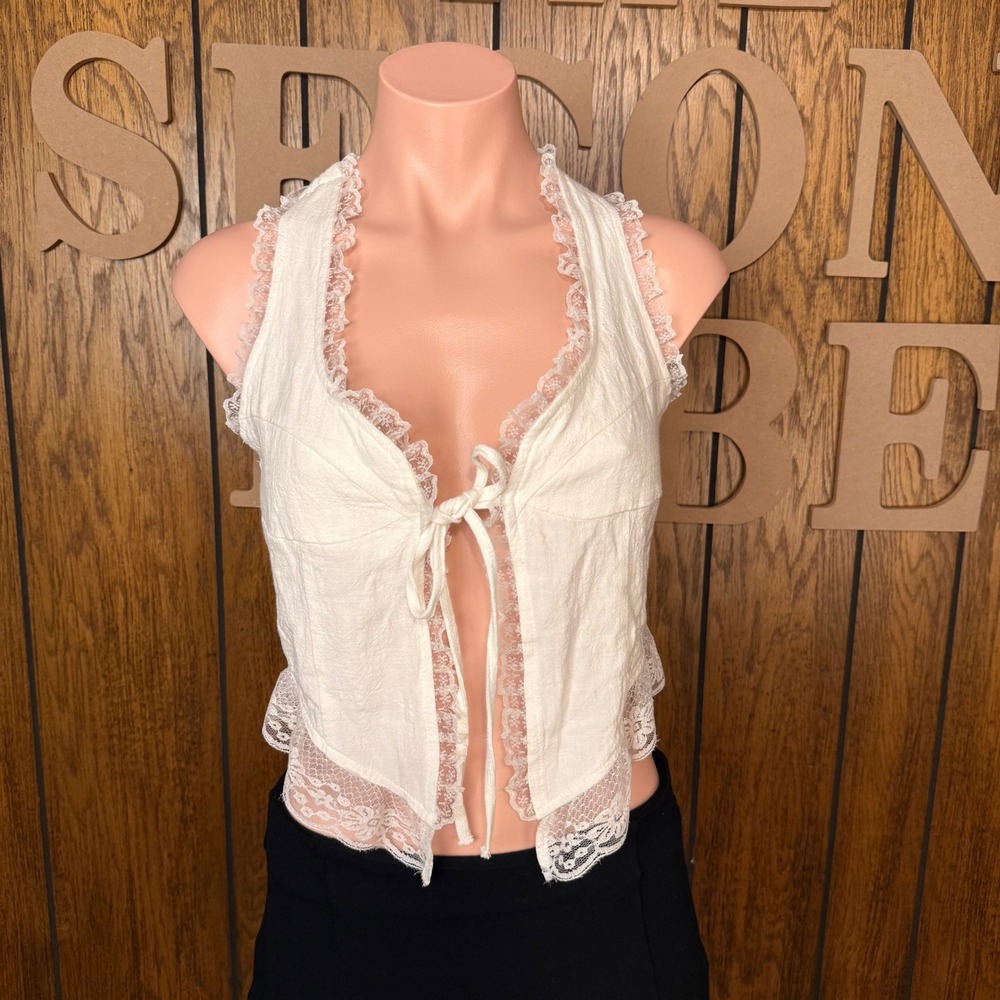 Y2K Cream Lace Trim Tie Front Vest Top Women M Coquette Fairycore Boho Ethereal